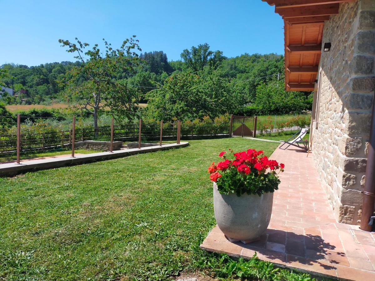 Вилла Casa Zeli Castel San Niccolo Экстерьер фото
